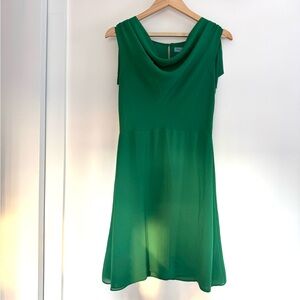 Elegant Green Sleeveless Dress
